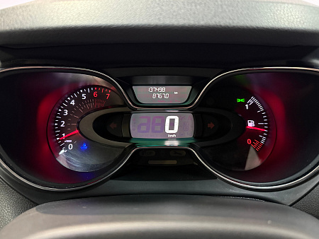Renault Kaptur 2.0 4WD MT (143 л.с.) 2017