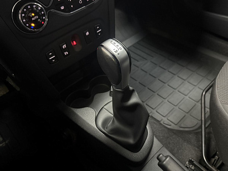 Renault Logan Stepway 1.6 CVT (113 л.с.) 2021