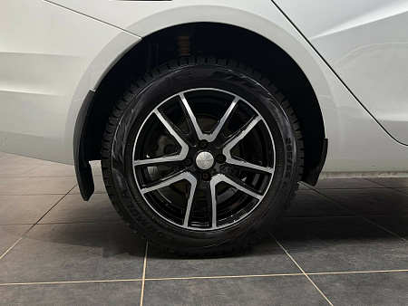 ВАЗ (LADA) Vesta 1.8 MT (122 л.с.) 2020