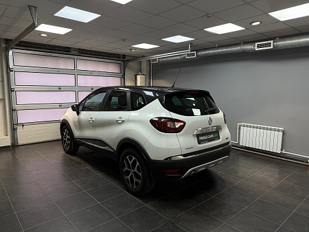 Renault Kaptur 2.0 4WD MT (143 л.с.) 2017