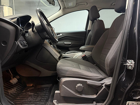 Ford Kuga 1.6 4WD AT (150 л.с.) 2015