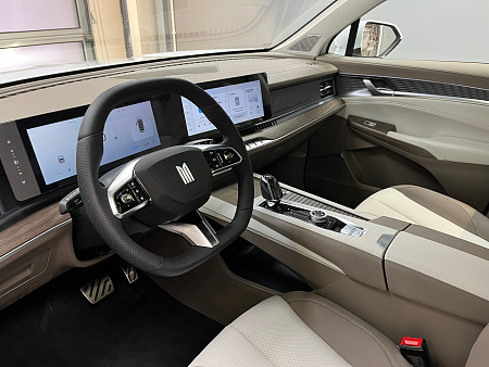 Москвич M90 2026