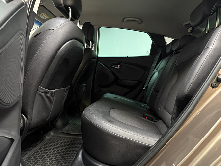 Hyundai ix35 2.0 4WD MT (150 л.с.) 2014
