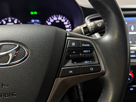 Hyundai Solaris 1.6 MT (123 л.с.) 2019