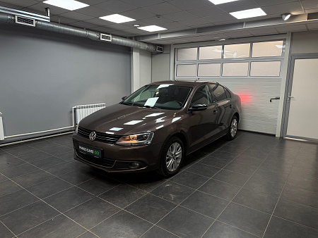 Volkswagen Jetta 1.6 MT (85 л.с.) 2014