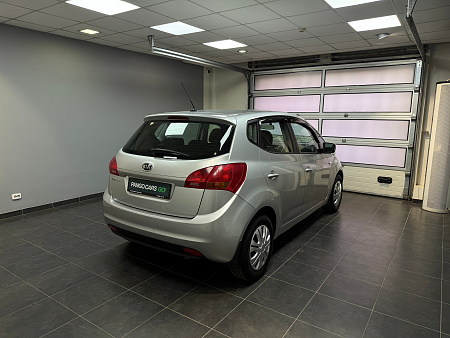 KIA Venga 1.6 MT (125 л.с.) 2013
