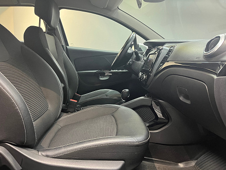 Renault Kaptur 1.3 TCe CVT (150 л.с.) 2021