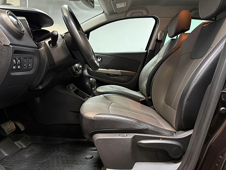 Renault Kaptur 2.0 4WD AT (143 л.с.) 2019