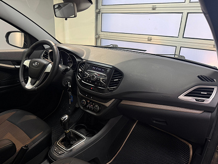 ВАЗ (LADA) Vesta 1.6 MT (106 л.с.) 2016