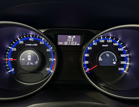 Hyundai ix35 2.0 4WD MT (150 л.с.) 2014