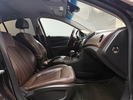 Chevrolet Cruze 1.4 AT (140 л.с.) 2014