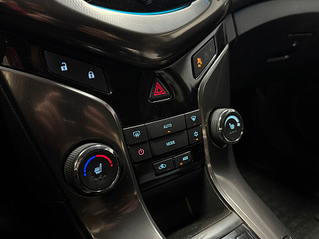 Chevrolet Cruze 1.4 AT (140 л.с.) 2014