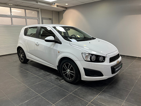 Chevrolet Aveo 1.6 AT (115 л.с.) 2012