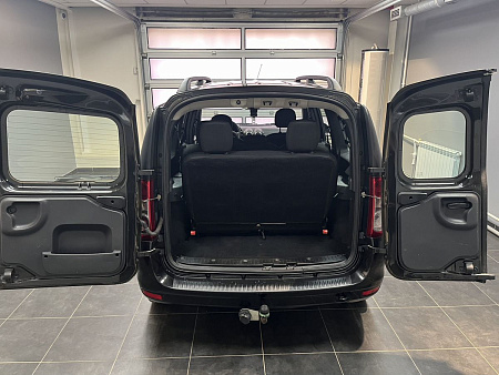 ВАЗ (LADA) Largus 1.6 MT (106 л.с.) 2018