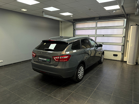 ВАЗ (LADA) Vesta 1.6 MT (106 л.с.) 2022