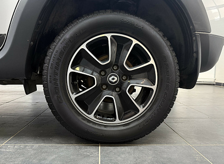 Renault Duster 2.0 4WD AT (143 л.с.) 2017