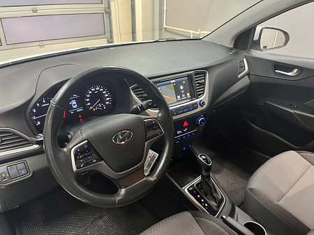 Hyundai Solaris 1.6 AT (123 л.с.) 2018