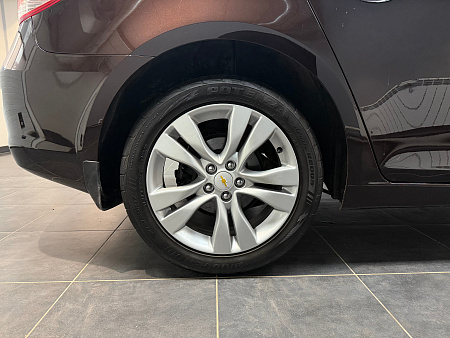 Chevrolet Cruze 1.4 AT (140 л.с.) 2014