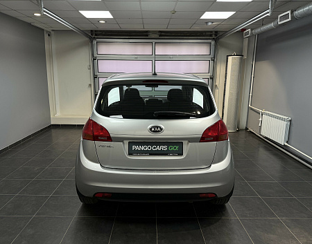 KIA Venga 1.6 MT (125 л.с.) 2013