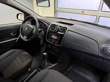 Renault Sandero Stepway 1.6 AT (102 л.с.) 2017