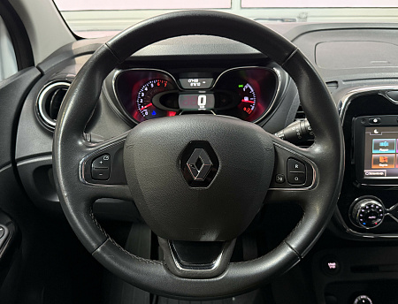 Renault Kaptur 2.0 4WD MT (143 л.с.) 2017