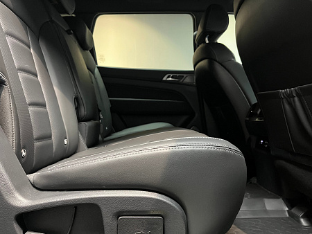 KGM Rexton 2025