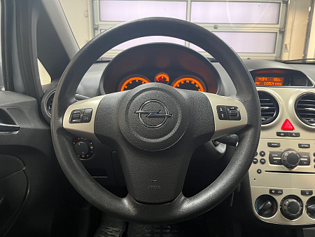 Opel Corsa 1.4 MT (90 л.с.) 2008