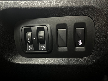 Renault Kaptur 1.3 TCe CVT (150 л.с.) 2021