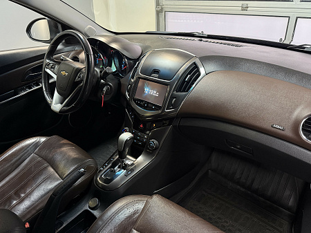 Chevrolet Cruze 1.4 AT (140 л.с.) 2014