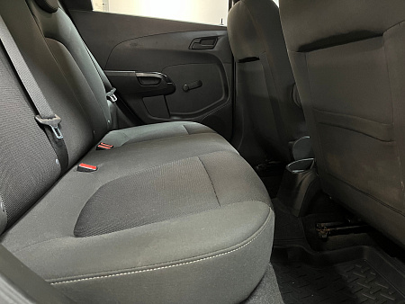 Chevrolet Aveo 1.6 AT (115 л.с.) 2012