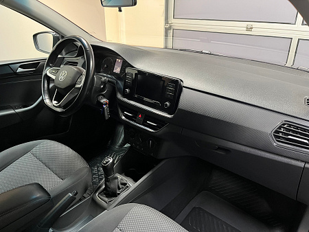 Volkswagen Polo 1.6 MPI MT (110 л.с.) 2020