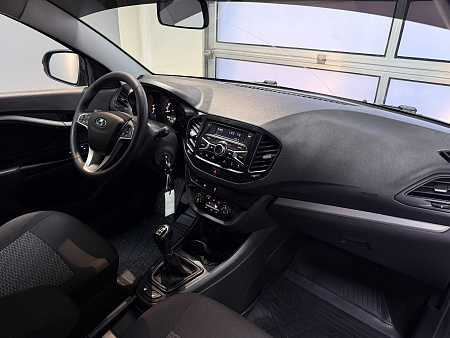 ВАЗ (LADA) Vesta 1.6 MT (106 л.с.) 2022