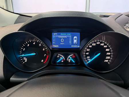 Ford Kuga 1.6 4WD AT (150 л.с.) 2015