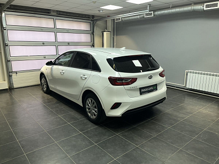 Kia Ceed 1.6 AT (128 л.с.) 2019