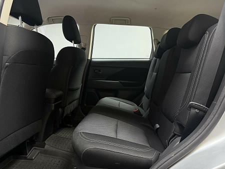 Mitsubishi Outlander 2.0 CVT (146 л.с.) 2019