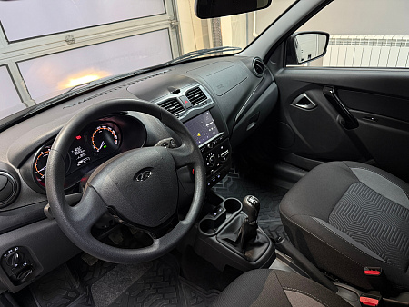 ВАЗ (LADA) Granta 1.6 MT (106 л.с.) 2024