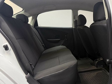 Nissan Almera 1.6 MT (102 л.с.) 2014