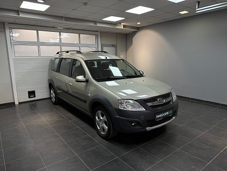 ВАЗ (LADA) Largus Cross 1.6 MT (106 л.с.) 2019