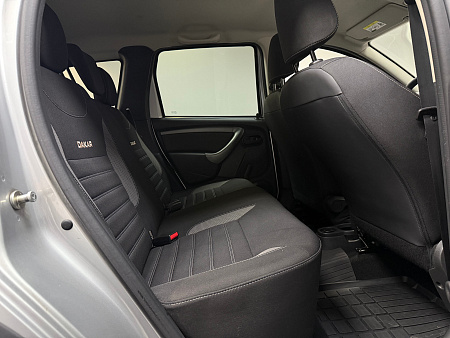 Renault Duster 2.0 4WD AT (143 л.с.) 2017