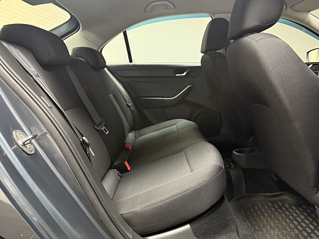 Skoda Rapid 1.6 MPI MT (90 л.с.) 2017