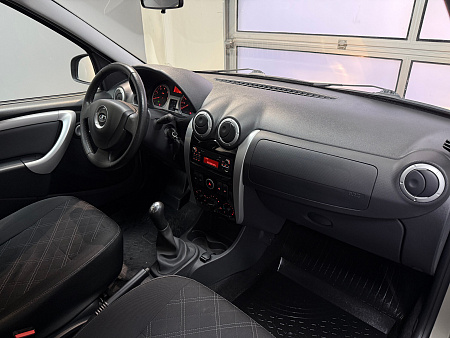ВАЗ (LADA) Largus Cross 1.6 MT (106 л.с.) 2019