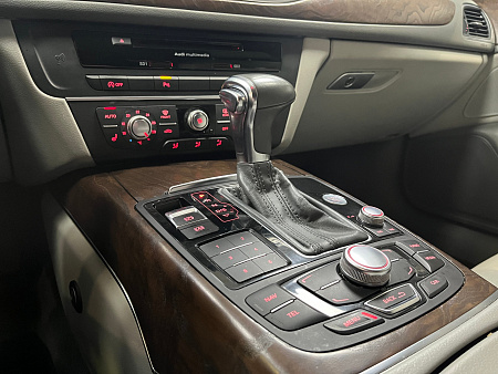 Audi A6 2.0 TFSI Multitronic (180 л.с.) 2013