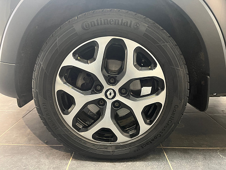 Renault Kaptur 1.3 TCe CVT (150 л.с.) 2021