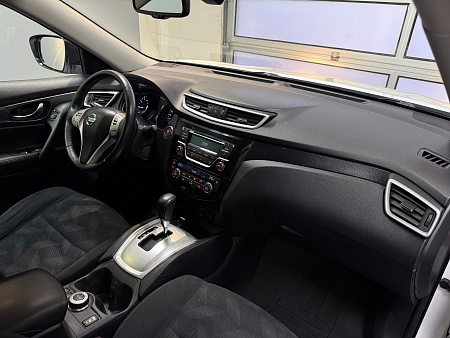 Nissan X-Trail 2.0 4WD CVT (144 л.с.) 2016