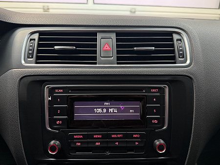 Volkswagen Jetta 1.6 MT (85 л.с.) 2014