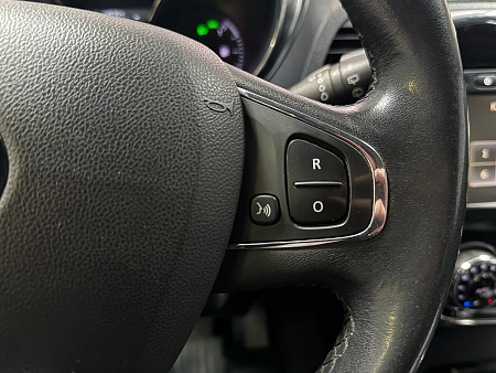 Renault Kaptur 2.0 4WD AT (143 л.с.) 2017