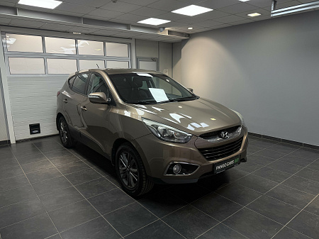 Hyundai ix35 2.0 4WD MT (150 л.с.) 2014