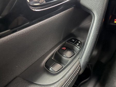 Nissan Qashqai 2.0 4WD CVT (144 л.с.) 2014
