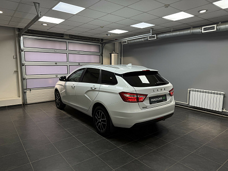 ВАЗ (LADA) Vesta 1.8 MT (122 л.с.) 2020