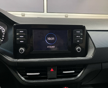 Volkswagen Polo 1.6 MPI MT (110 л.с.) 2020